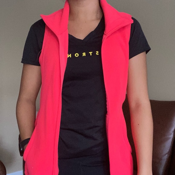 Old Navy Bright Pink Fleece Warm Layer Vest - Picture 7 of 7